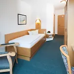 Szálloda Behre 3*